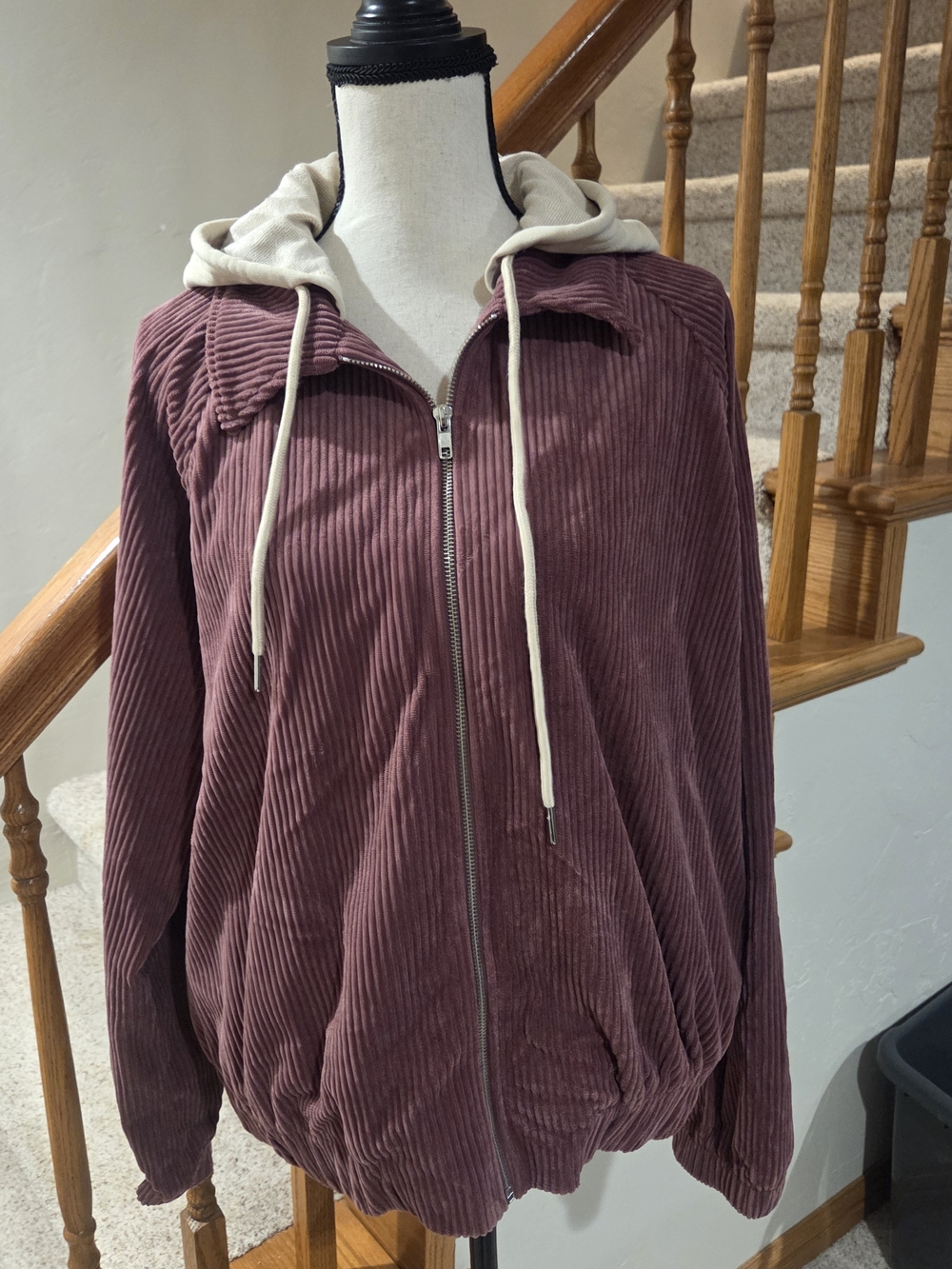 Staccatp Corduroy Zip-Front Hooded Jacket in Plum